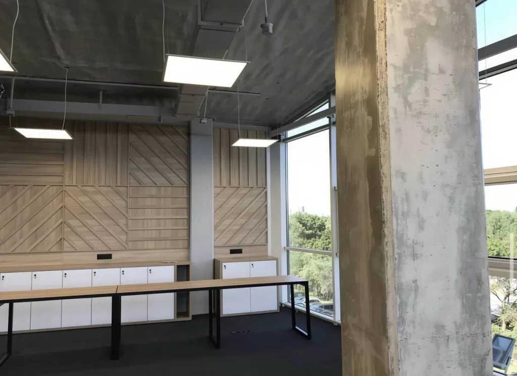 Покраска стен в офисах